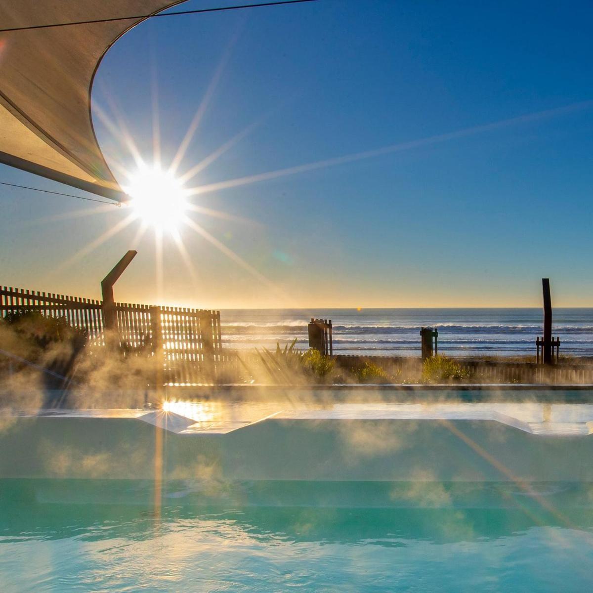 Serenity By The Sea: Coastal Escape1 Bed 1 Bath Christchurch Eksteriør billede